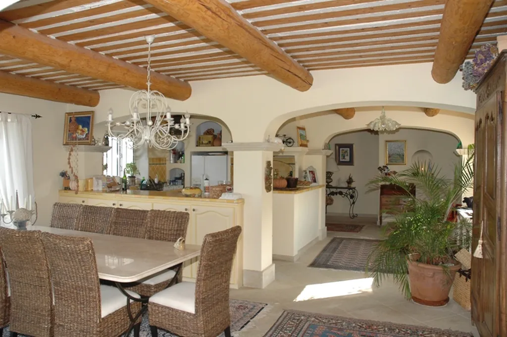 Comtat Venaissin, Propriété sur 18.500 m² en pleine nature