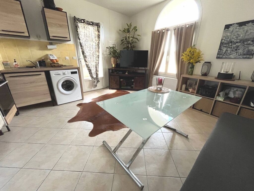 A VENDRE APPARTEMENT Roquefort la Bédoule , cadre champêtre, avec jardin privatif 