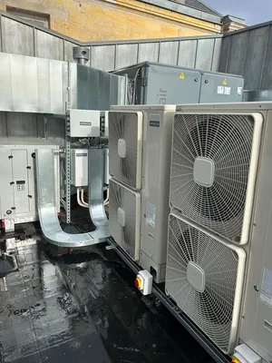 Mise en service d’un système de chauffage climatisation sur une CTA double flux avec batterie à détente directe et 2 VRV pour une salle de réception – Villenave-d’Ornon