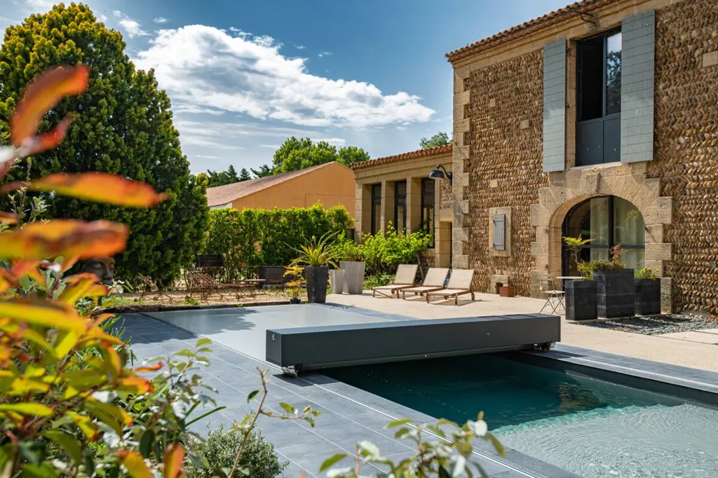 Où acheter une couverture de piscine COVERSEAL près d'Ambarès et Lagrave et Cars dans le Nord-Gironde ?