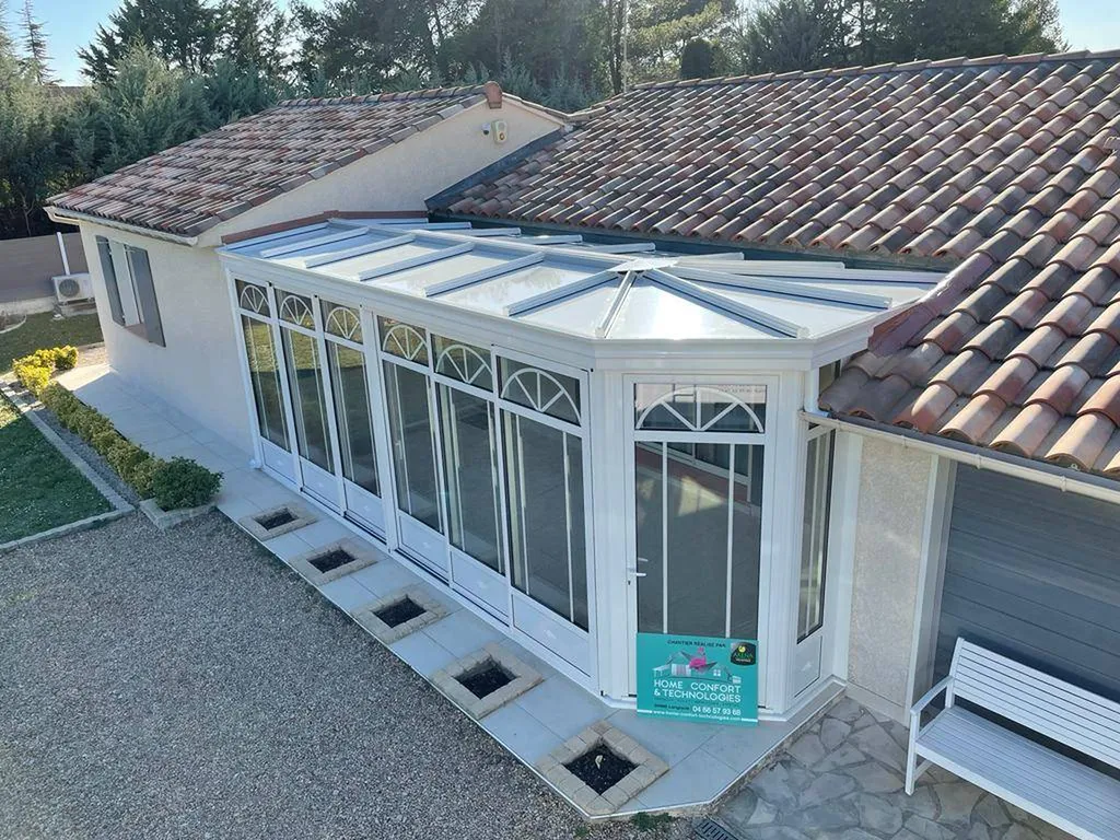 Véranda à Montpellier : adossée ou autoportante ?