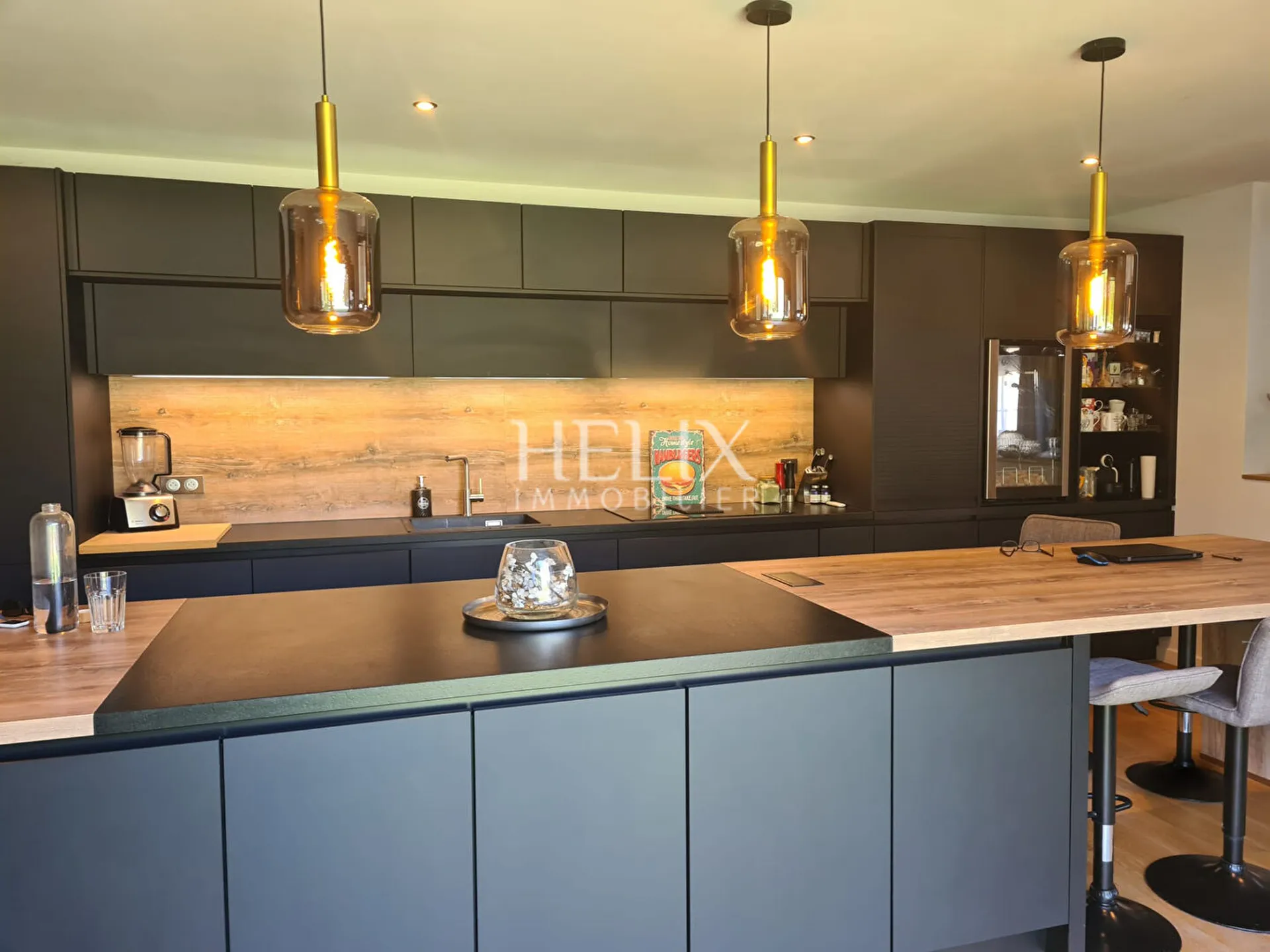 Croissy Sur seine une maison avec 5 Chambres et une belle piscine