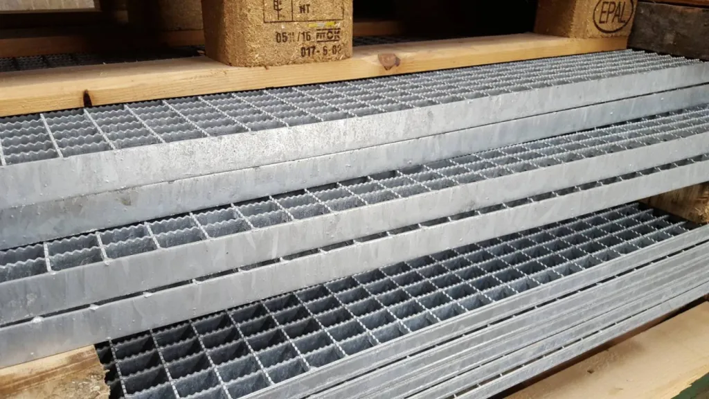 Négoce Plus, Vente & Livraison de produits métallurgiques en acier, inox et aluminium en Haute Normandie