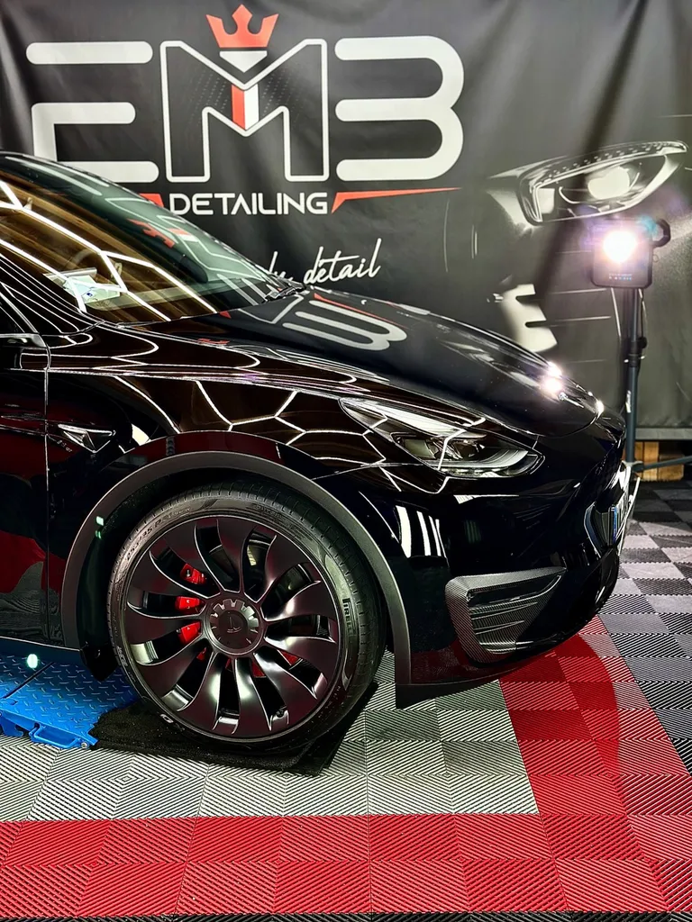 DETAILING automobile PPF voiture traitement céramique automobile Lyon tesla model Y