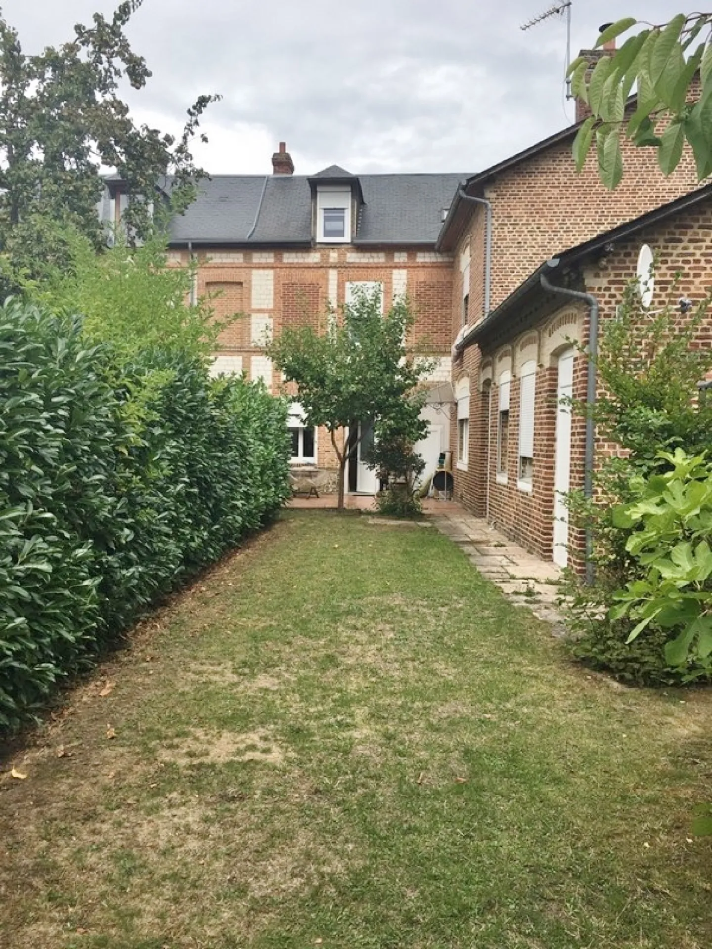 A acheter maison avec 4 chambres proche elbeuf 73