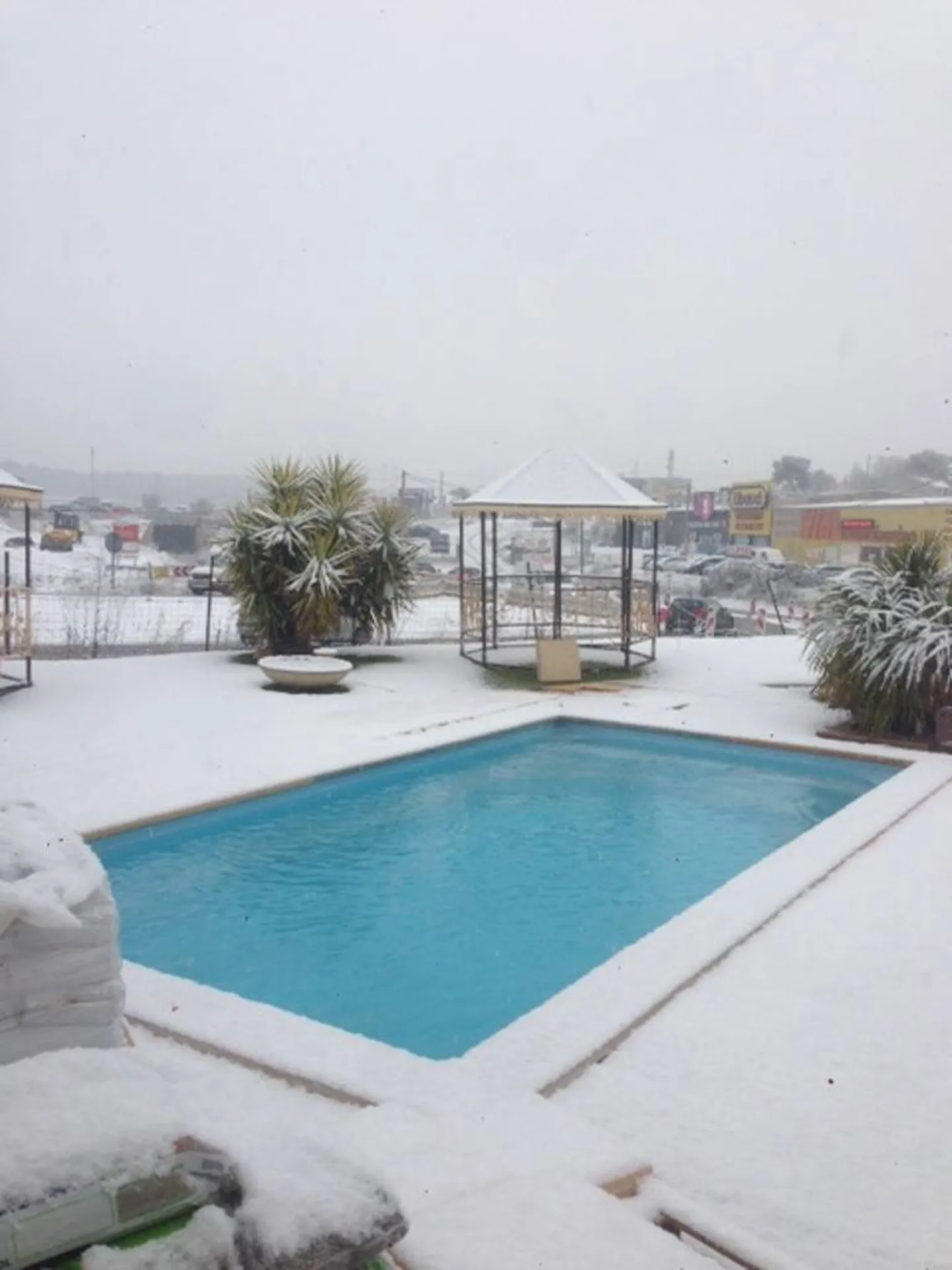 Pensez à hiverner votre piscine !