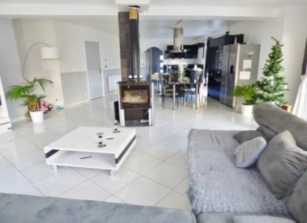 Acheter pavillon à étage garantie décennale avec jardin proche commerces proche elbeuf 76500