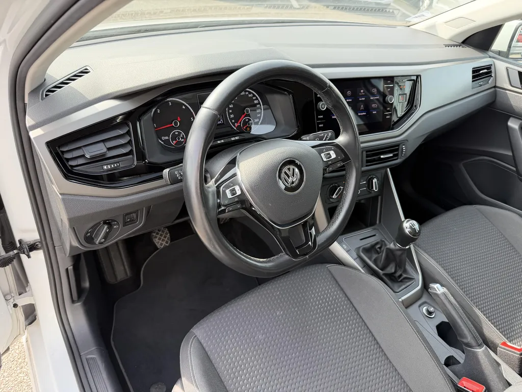Volkswagen Polo 1.6 TDI 95 occasion près de Rouen – citadine diesel fiable et économique disponible en Normandie