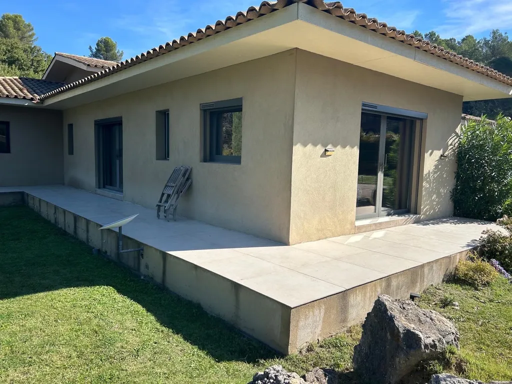 Mise en place de Store ZIP Bubendorff sur Fuveau