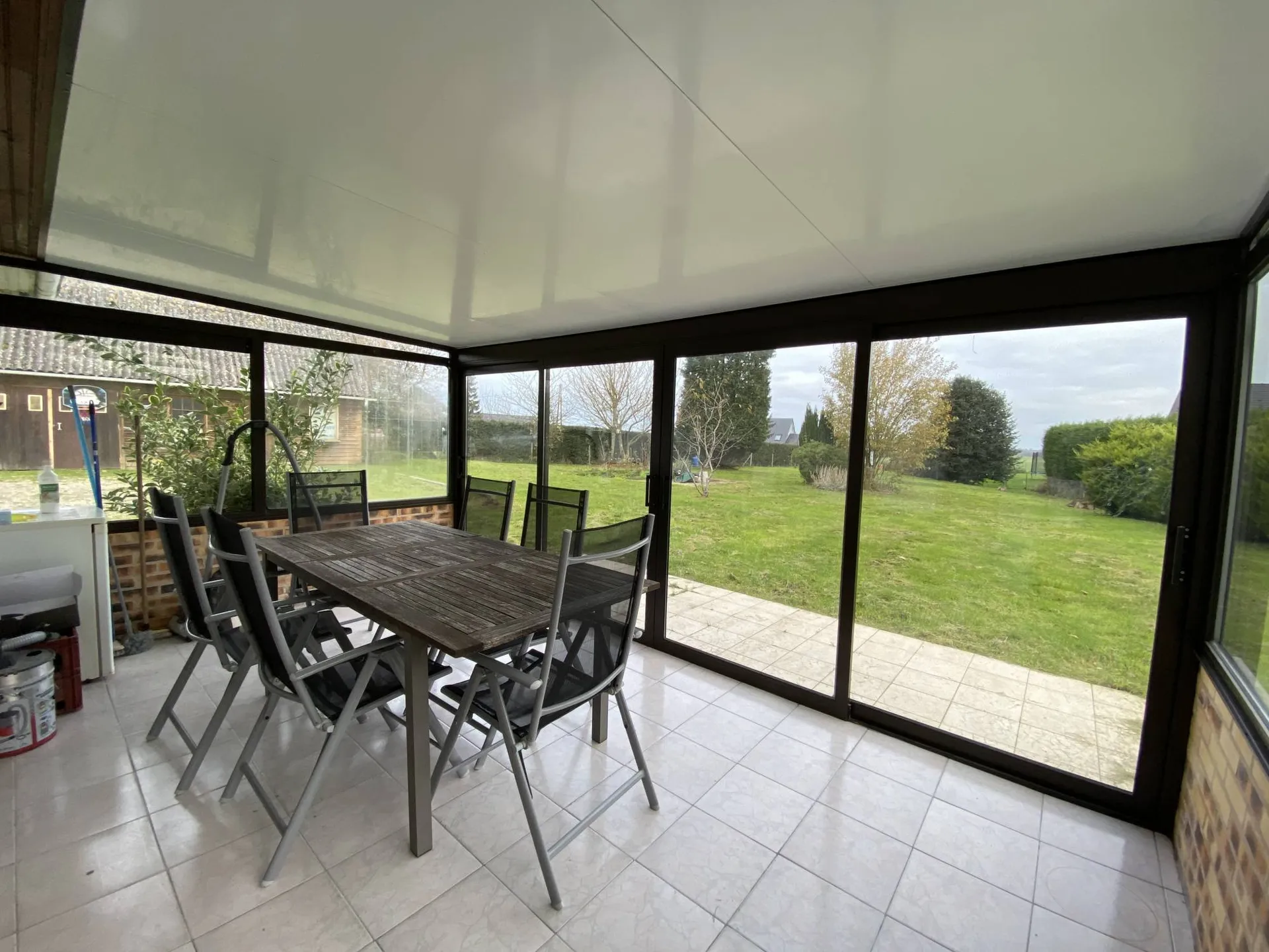 Vends maison de campagne au calme sur 2175m² de terrain clos