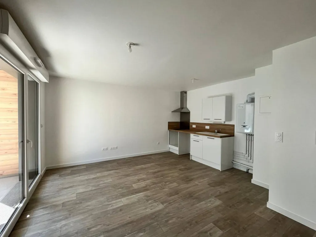 Situé au 1er étage avec ascenseur