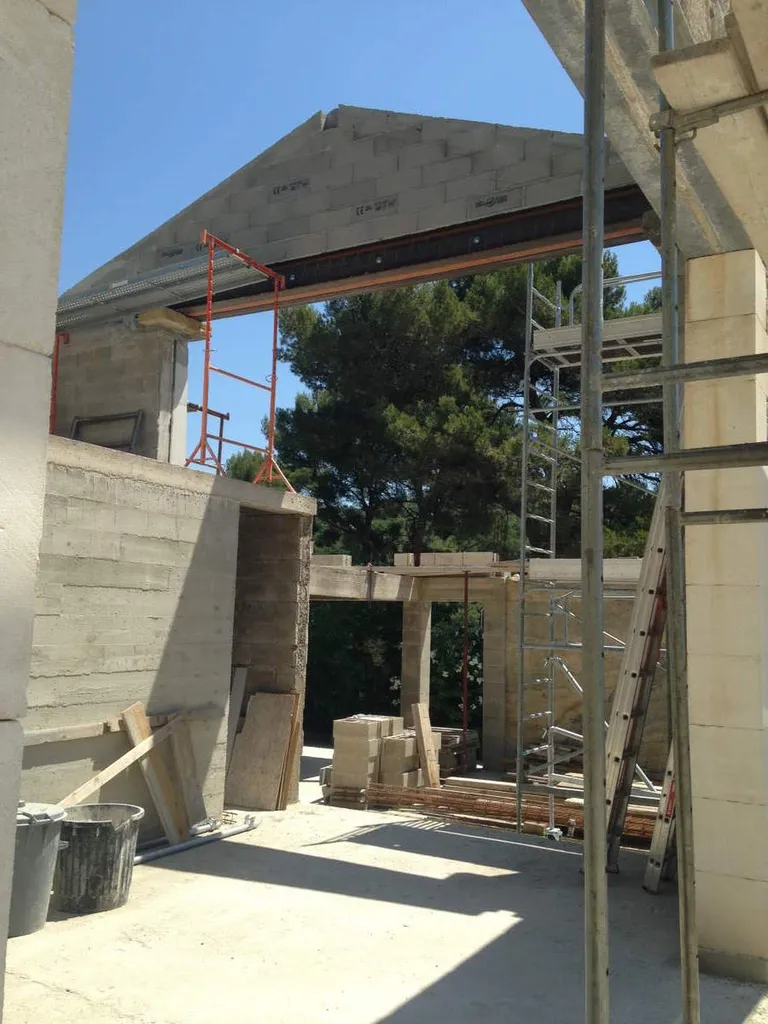 Réalisation d'un Mas provençal en pierres près de Saint-Rémy-de-Provence