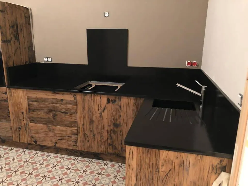 Plans de travail en Granit noir Zimbabwé à Saint Rémy de Provence