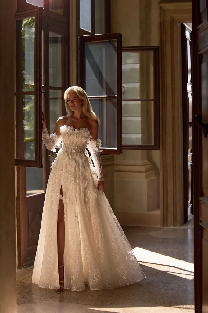 Robe de mariée trapèze bustier à Marseille centre-ville 