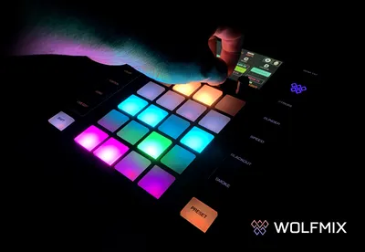 Ambiance lumineuse haut de gamme avec synchronisation Wolfmix et projecteurs LED premium pour séminaire à Bordeaux