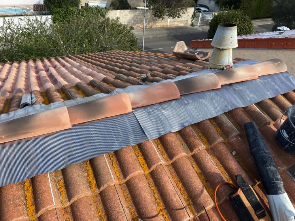 Rénovation d’un Faîtage d’une toiture de maison près de Martigues 13500