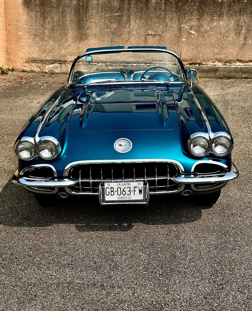 protection carrosserie traitement céramique Gyeon infinite Lyon Chevrolet corvette C1 1959