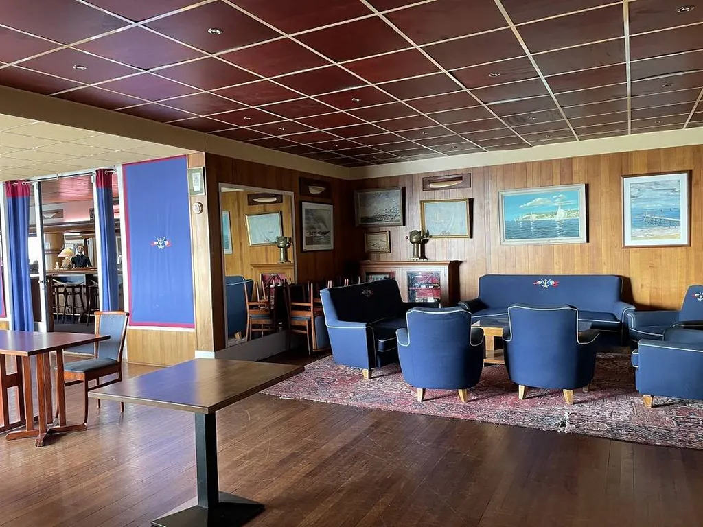 LE RESTAURANT OUVRE SES PORTES LE DIMANCHE SOIR !!