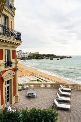 Organisation de mariage original à Biarritz avec une agence dans un lieu de réception chic et champêtre