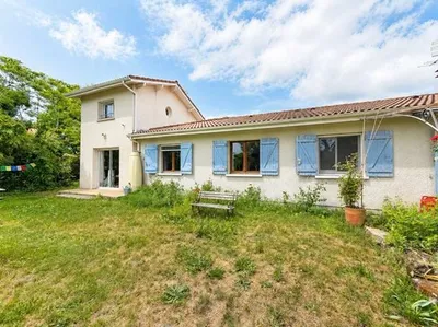 Maison 5 pièces 178 m² · à Pessac · 178 m² · 449 000 €