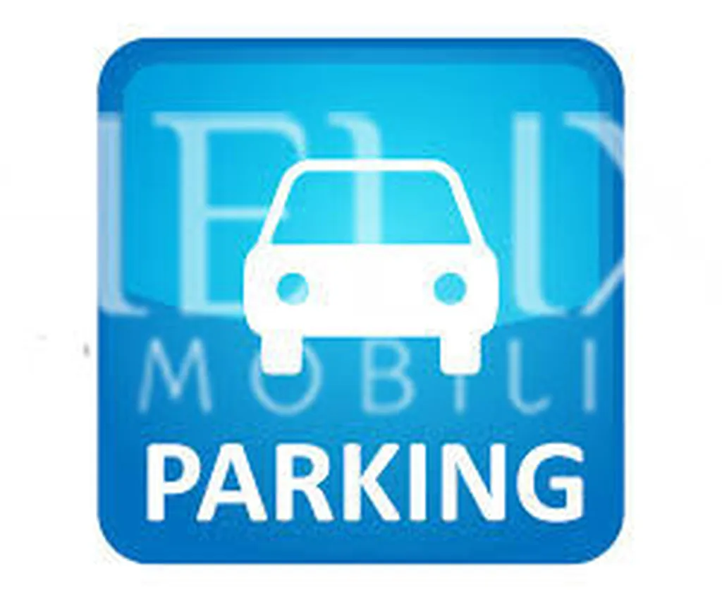 Parking Le Pecq 13 m2 -  Quartier St Wandrille - Croisement de la Rue Victor Hugo et Général Leclerc, 