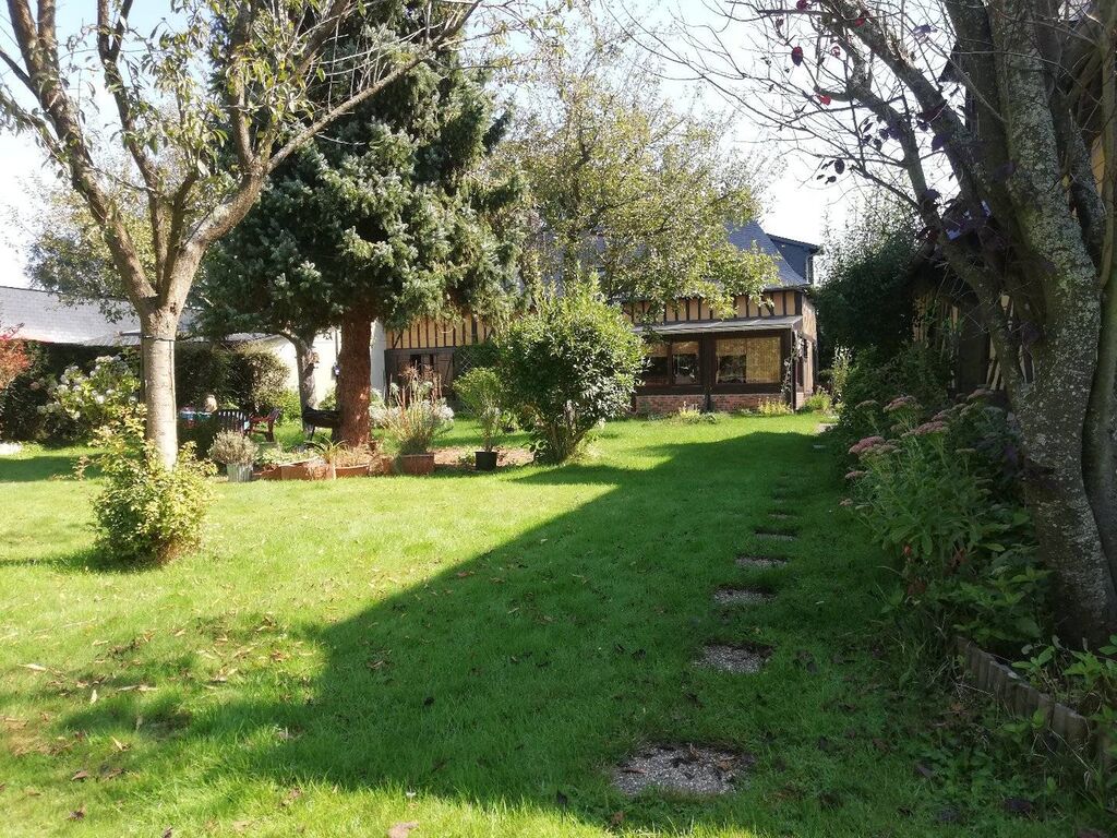 A Vendre, Maison de Village proche des commodités de Cormeilles 27260