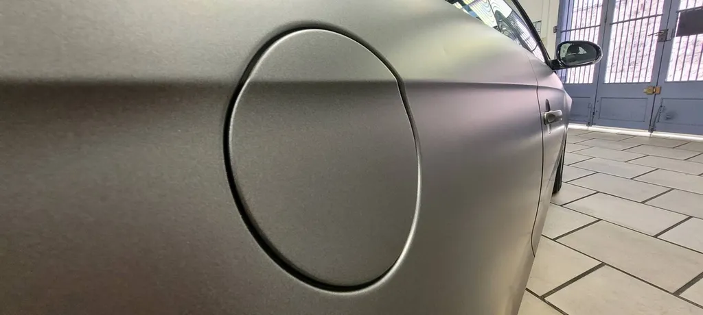 Covering complet ( 2 couleurs ) pour une Volkswagen EOS à Grasse