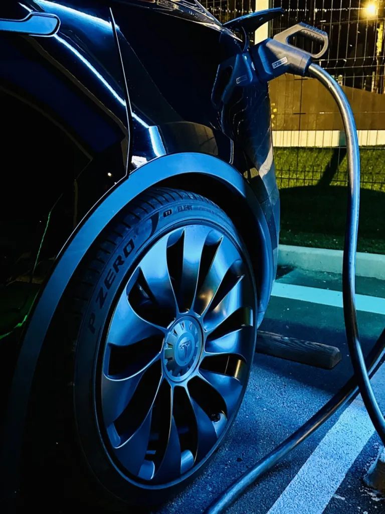 Nouveau taxi électrique sur le Pays d’Aix en Provence et sa Gare Aix TGV