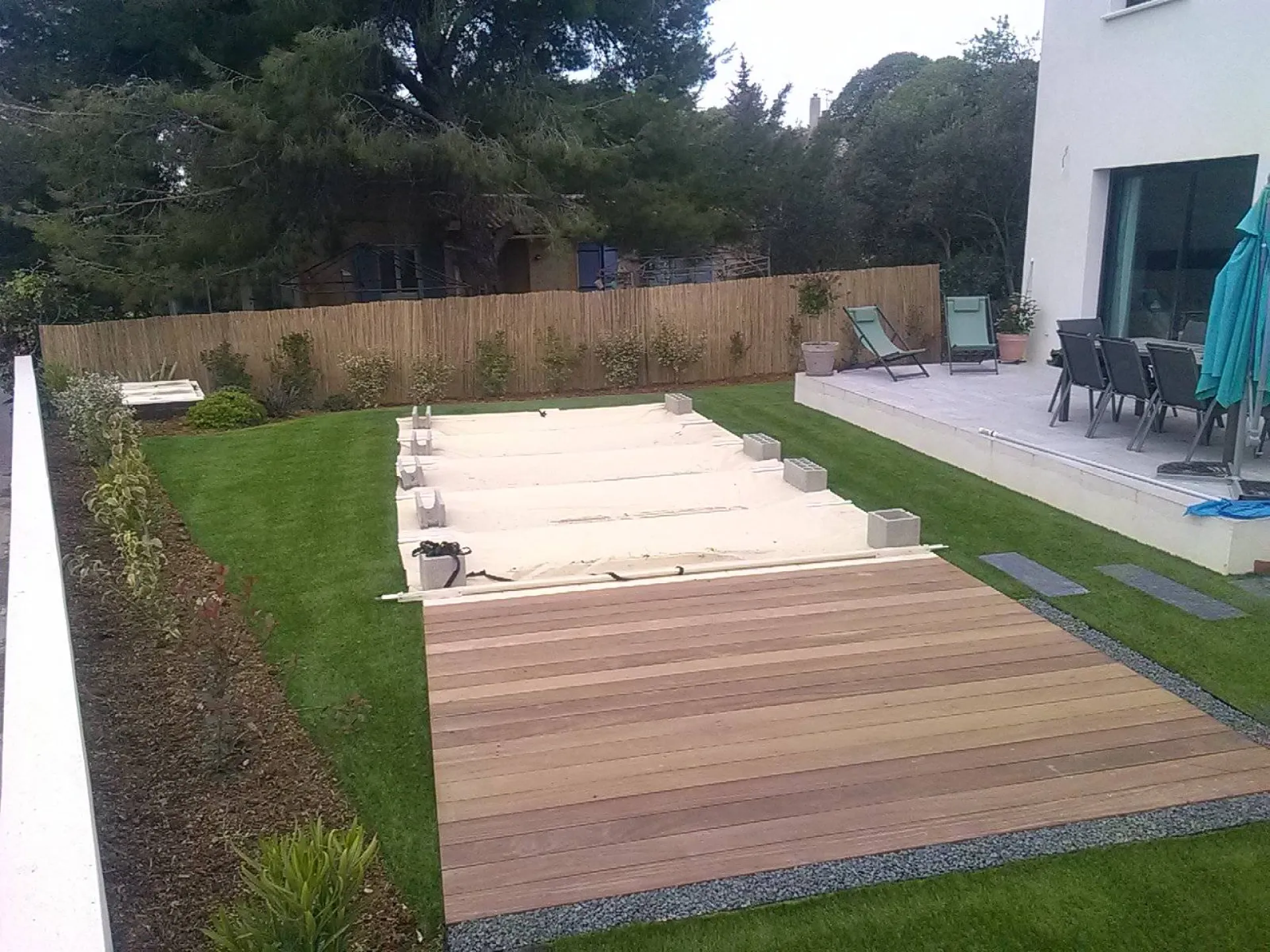 Amenagement de jardin par paysagsites La Fare les Oliviers