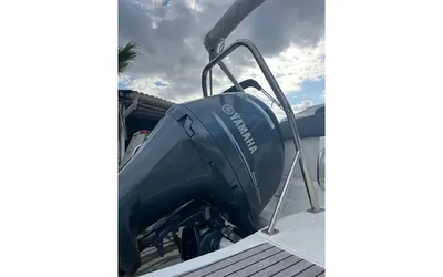 Yamaha 150 cv moteur hors-bord d’occasion puissant et fiable pour semi-rigides et day-boats, disponible chez professionnel nautique