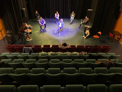 La MJC Jean Cocteau de St Priest complice du spectacle en création  