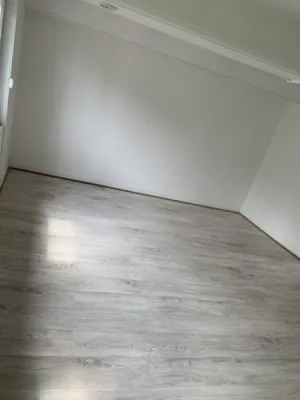 pièce de vie studio à louer Rouen rive droite 