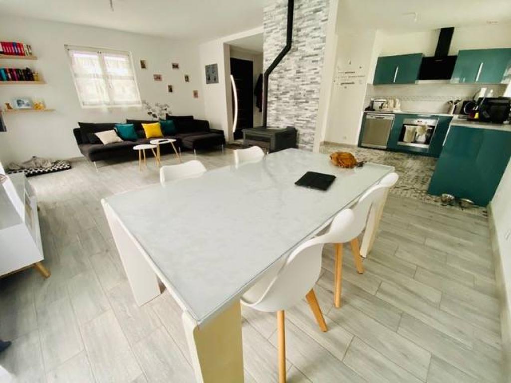 A acheter pavillon sur la commune de FRENEUSE 76410