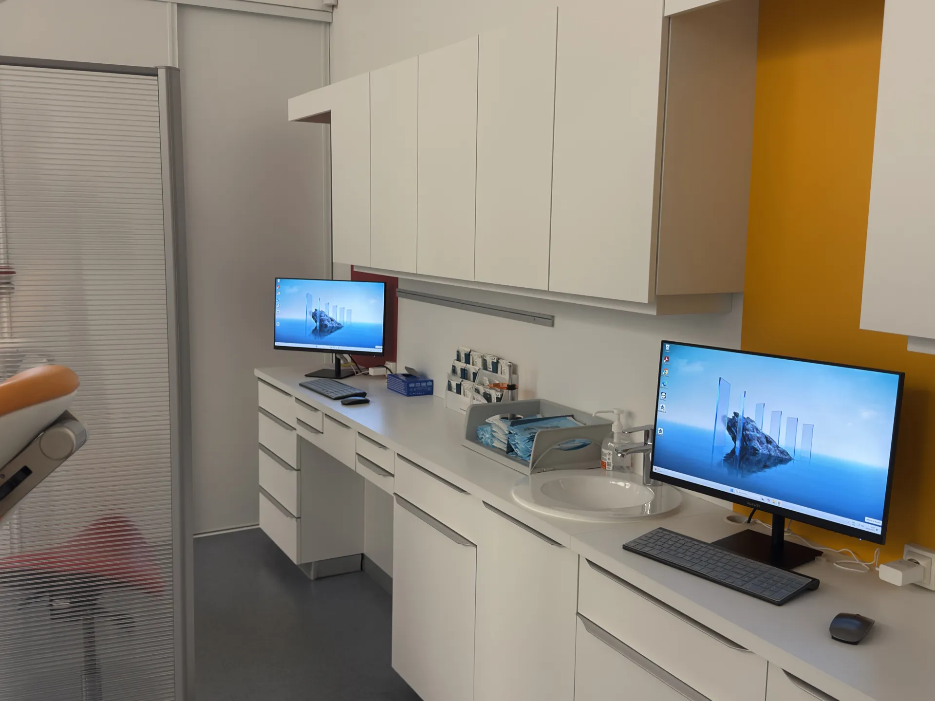 Installation de 2 pc dans un cabinet d'orthodontie à Aix en Provence