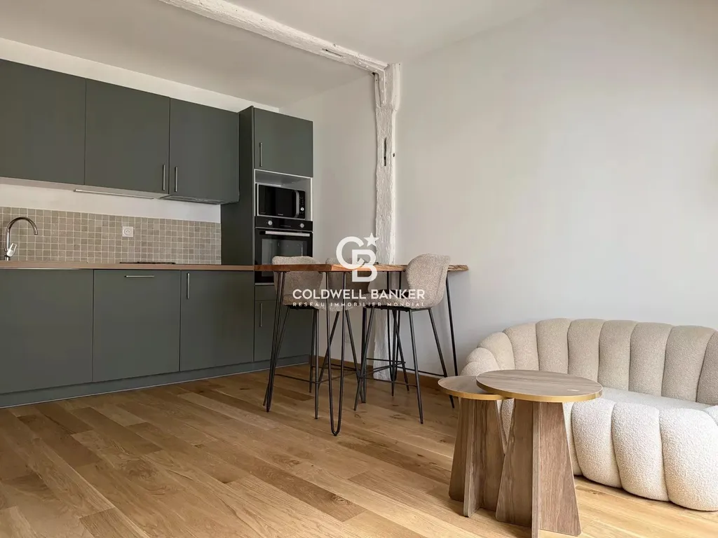 immeuble de caractère avec mezzanine à vendre Le Mans centre historique