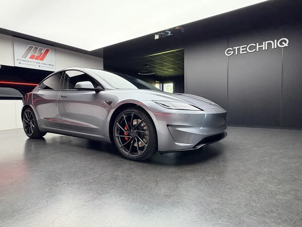 TESLA MODEL 3 HIGHLAND PERFORMANCE QUICKSILVER - PPF PARTIEL - LILLE 59