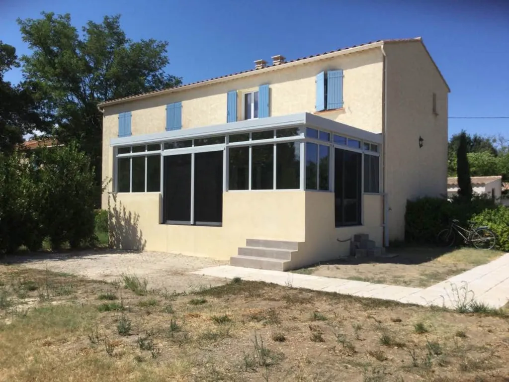 Mise en place d'une véranda toiture plate  sur Saint Martin de Crau 