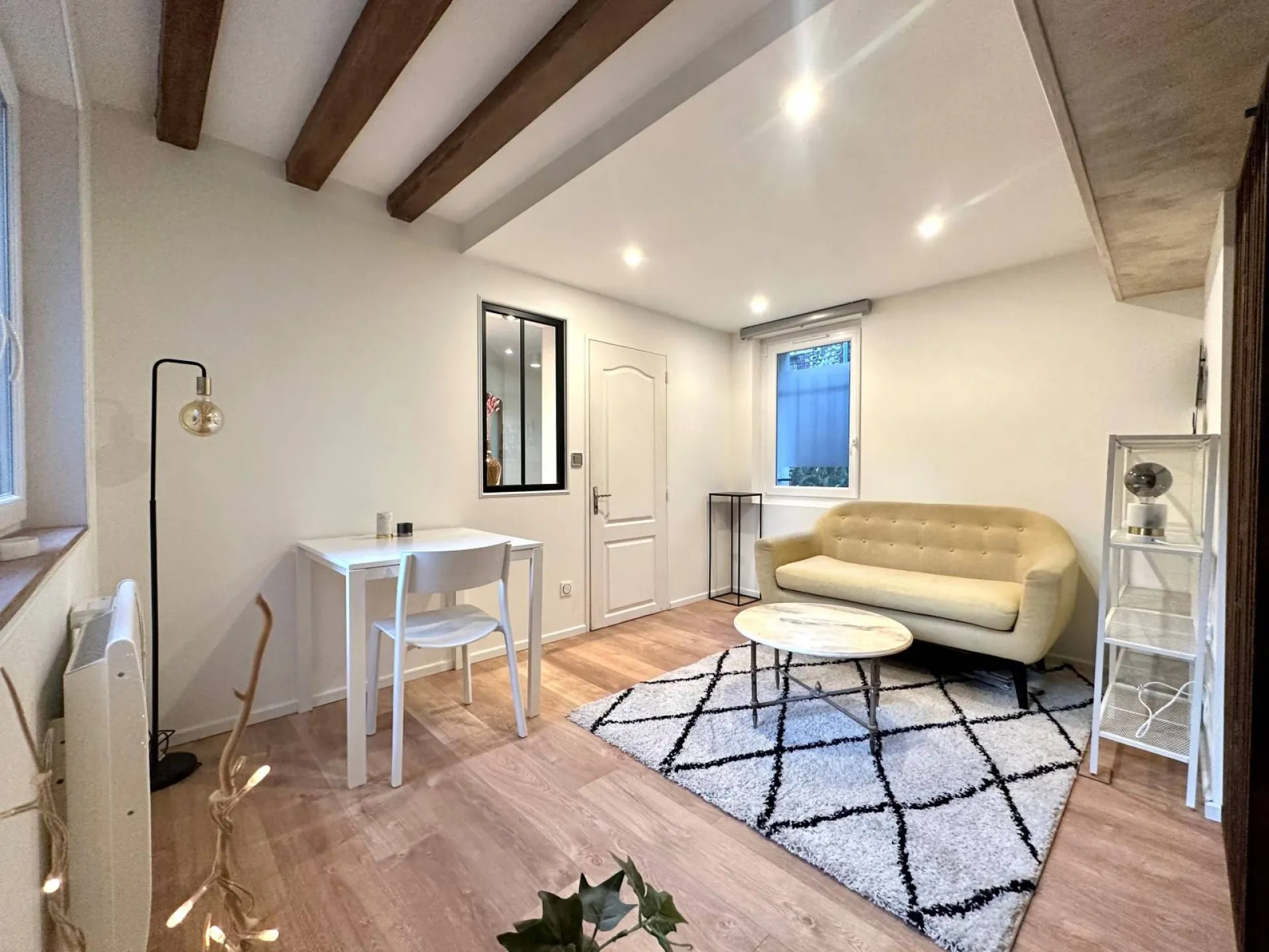 À vendre, appartement F1 bis Rouen centre rive droite.