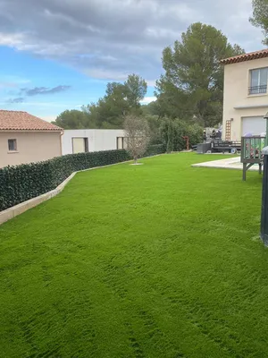 Gazon synthétique à Vallauris