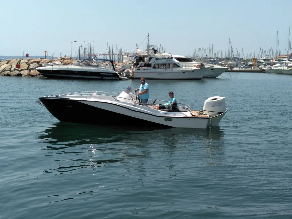 Bateau à moteur rigide d'occasion Bandol Var