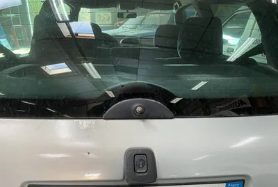 Vous n'avez plus d'essuie-glace arrière : Autosur Martigues vous indique si vous risquez une contre-visite