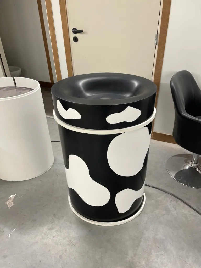 Fabrication de vasque en Corian sur-mesure sur la commune de Bordeaux