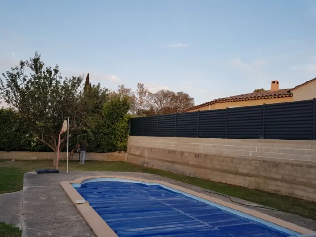 Cloture aluminium sur Pelissanne 