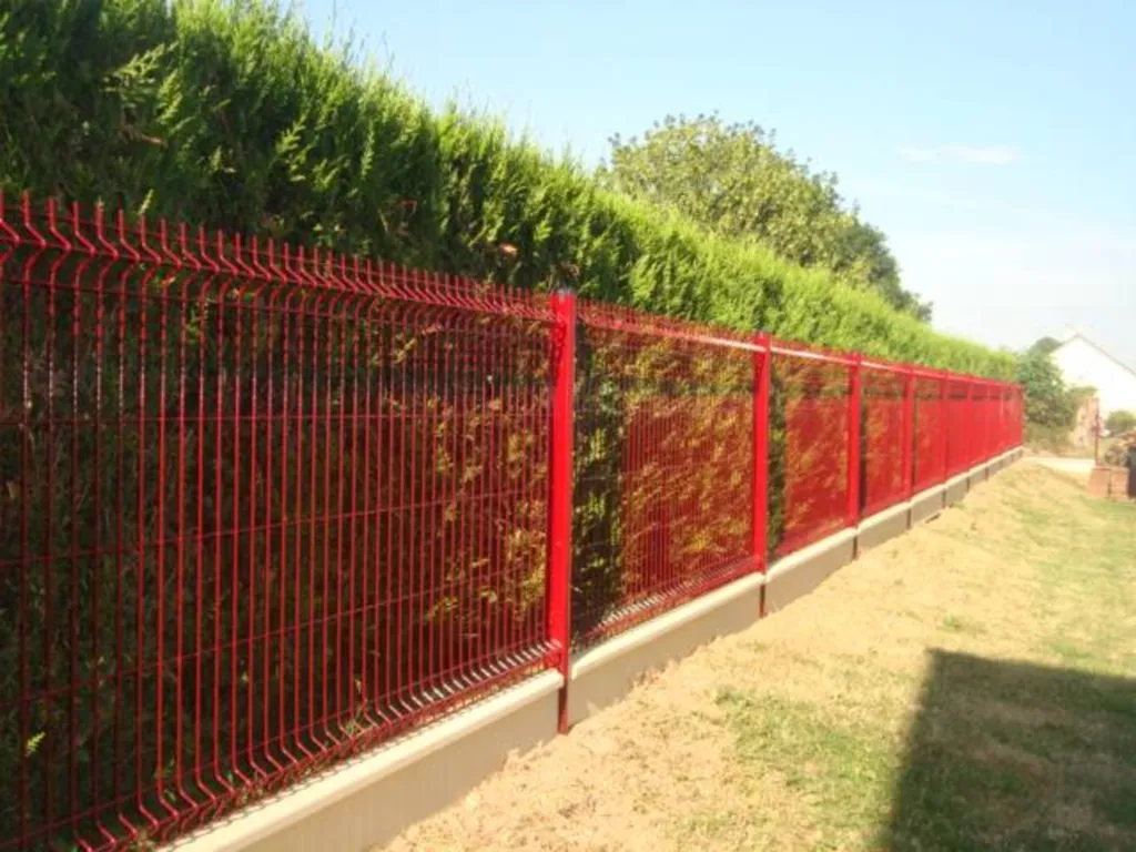 Installation de clôture de jardin en panneaux treillis dans à Epaignes 'Eure 27