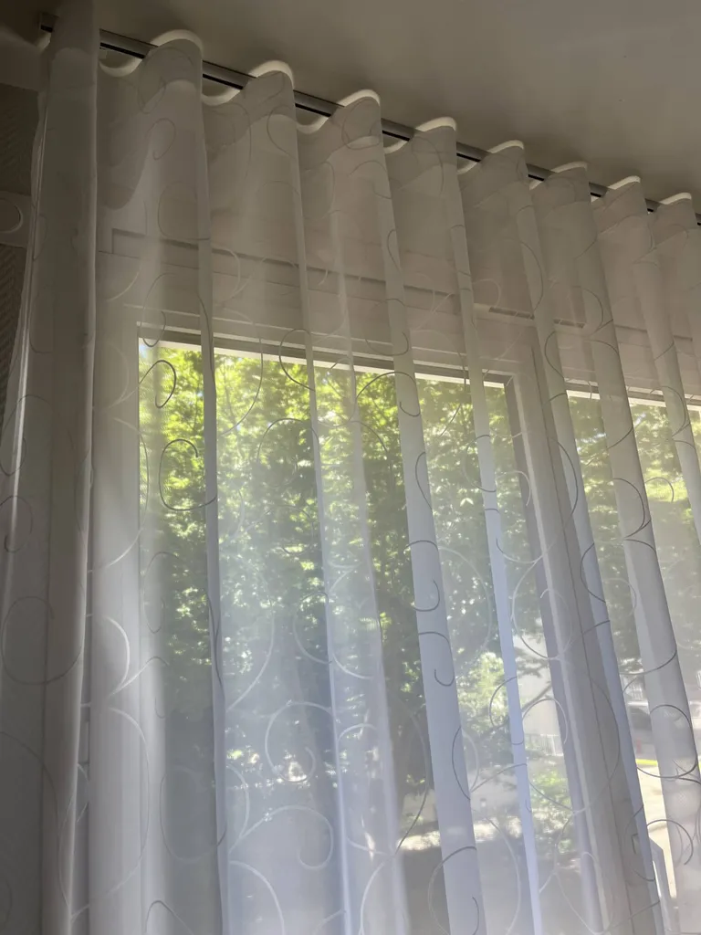 réalisation sur mesure d'un panneau de voilage en tête wave