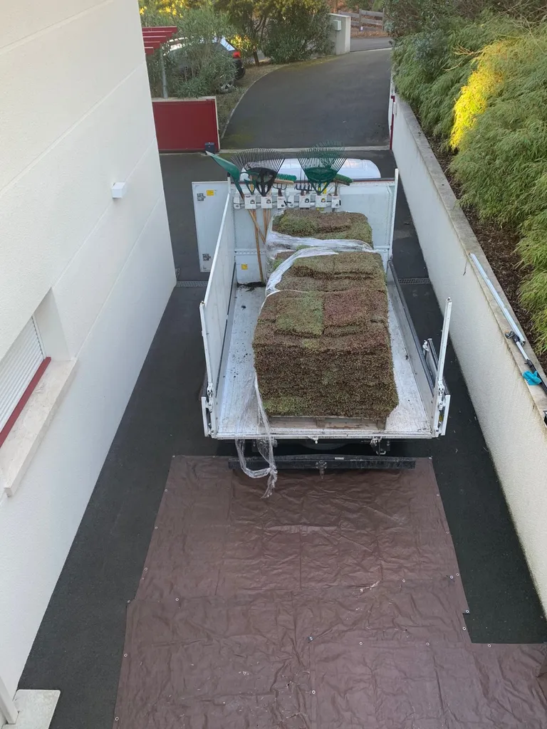 Créer une toiture en végétaux par un professionnel à Biscarrosse