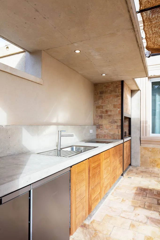 terrasse réalisée en parefeuilles 13300 Salon de Provence