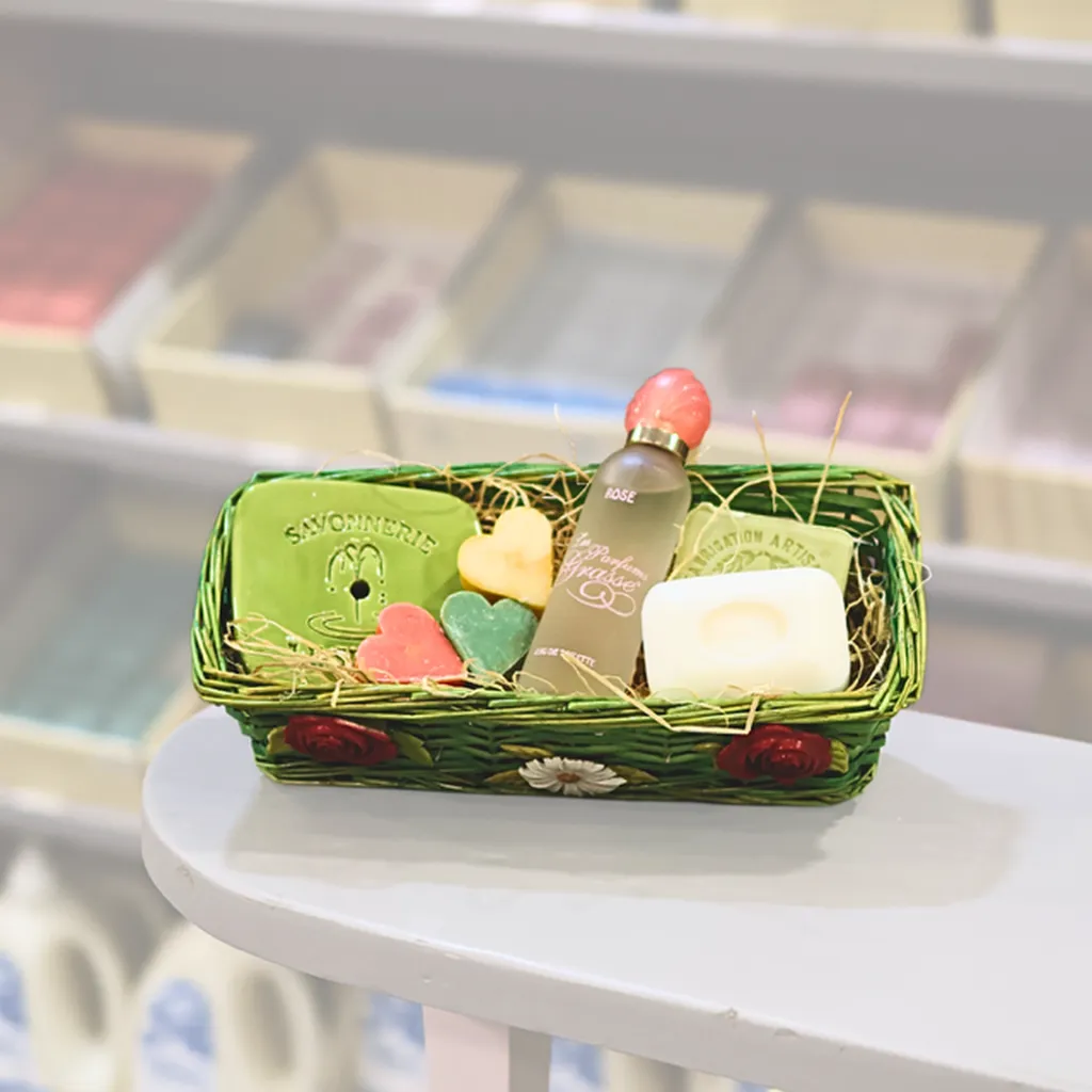 Coffret fête de noel Panier vert savon et huile parfumée