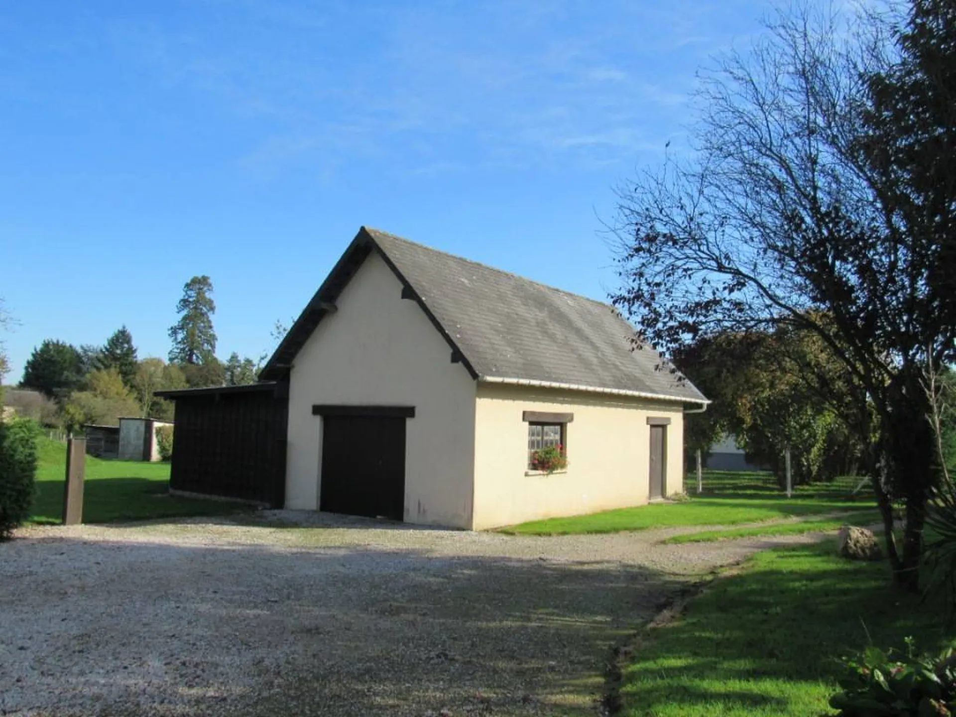 Achetez une maison et sa dépendance en Normandie, Calvados 14.