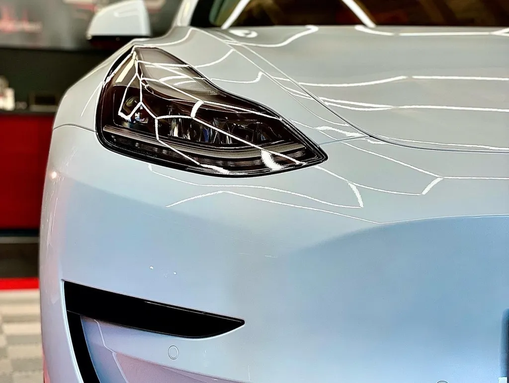 Protection traitement céramique carrosserie et jantes Tesla modèle 3 Lyon 